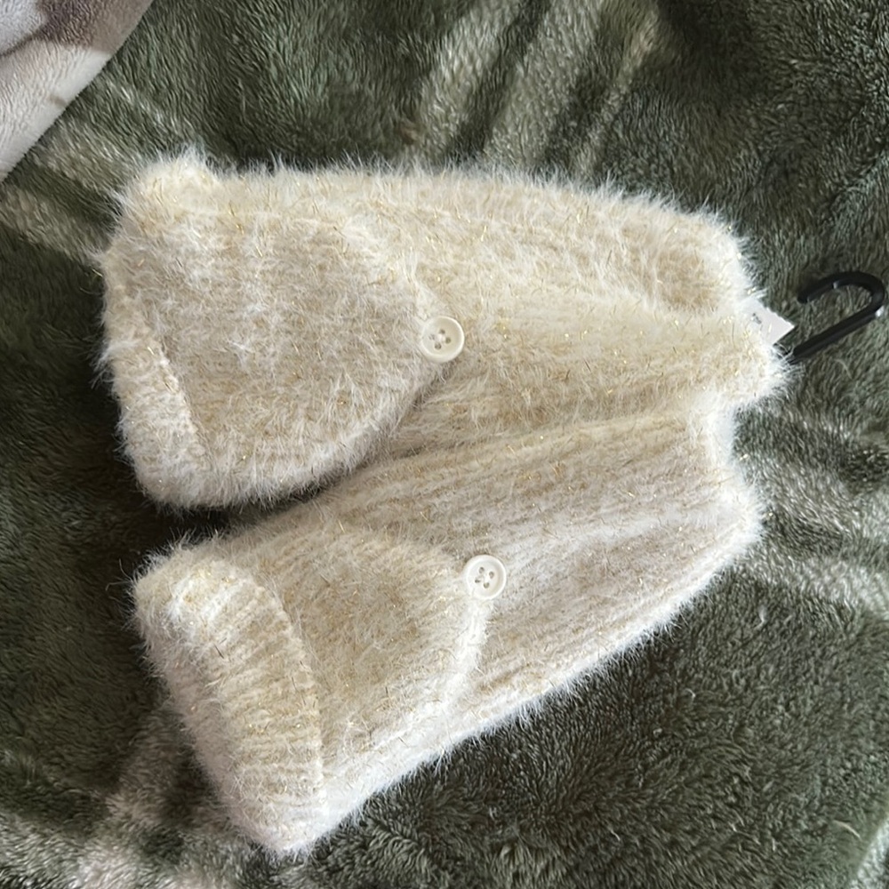 Fuzzy Mittens Old Navy White